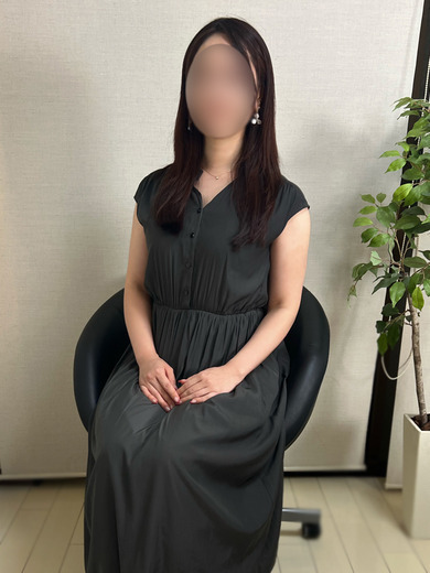 茜(33)