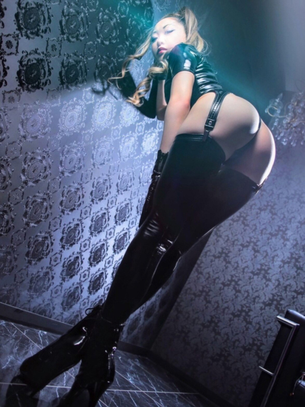 豹牙瑠唖女王(44)