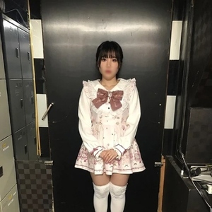 にこ