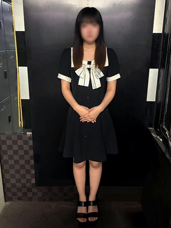れいな(18)