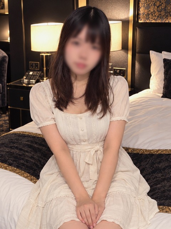 みく(23)