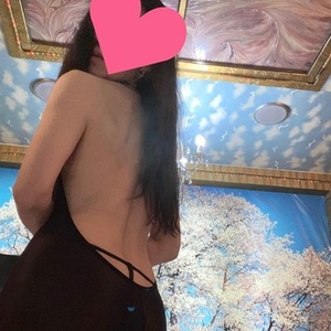 レザーブーツ奴隷に私物の蒸れ蒸れブーツの匂い嗅がせて大興奮