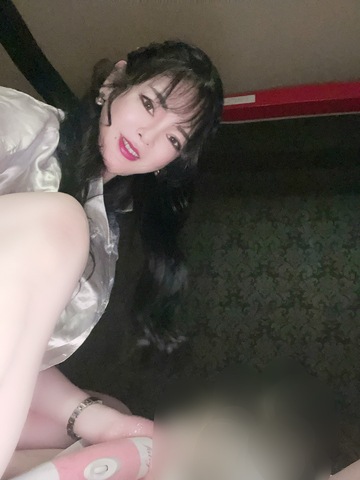 高手小手片足吊り緊縛の上、アナル、ペニス、乳首攻め💕