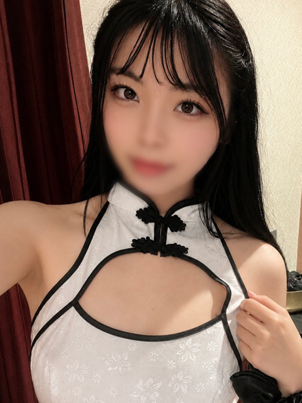ももこ(22)