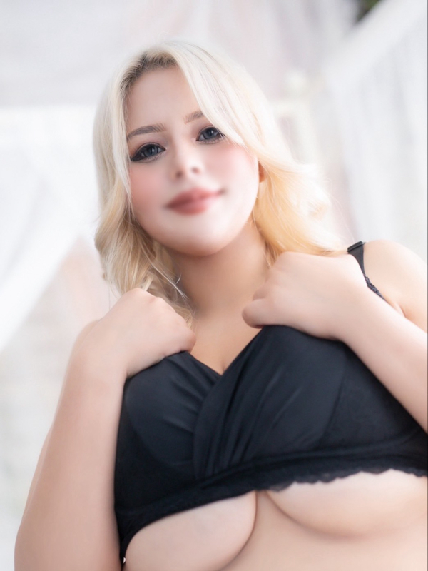ソフィア(21)