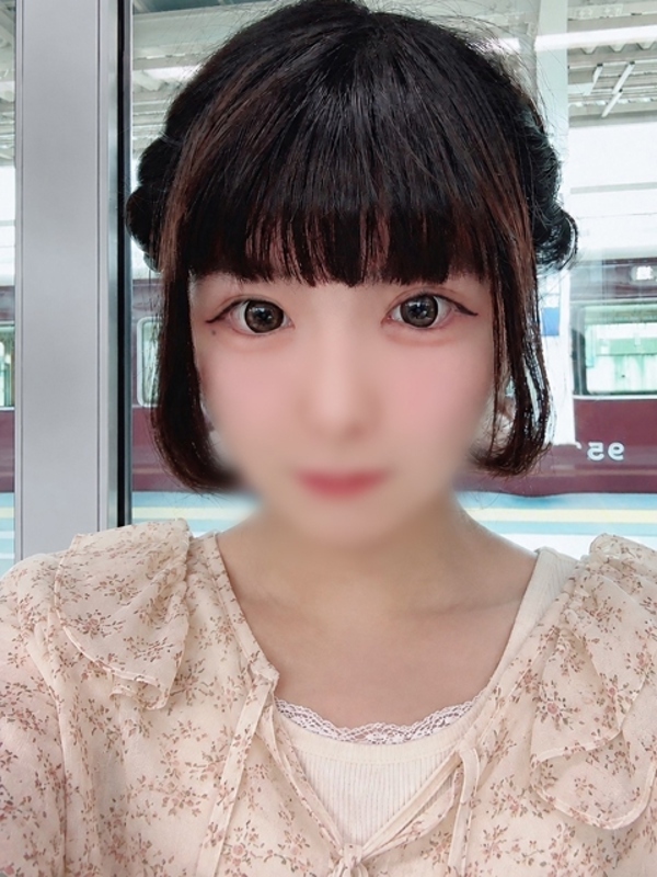 れい(21)