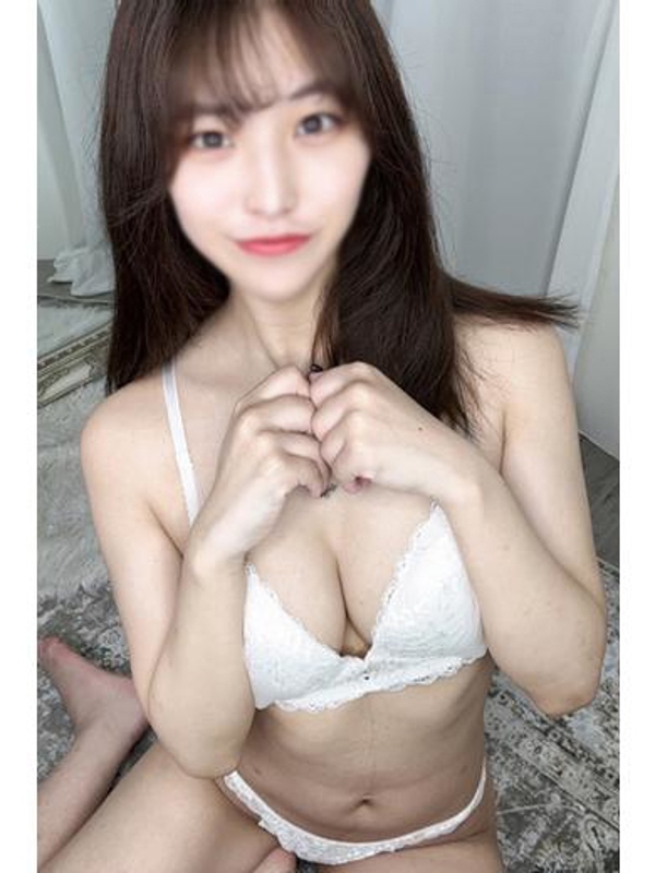 優木　しおん(20)