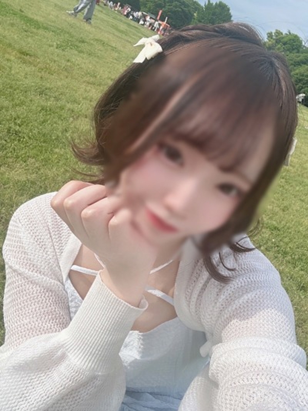 真白　みみ(18)