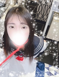 早紀にとって、ご主人様との時間は  いつも内に秘めているM心