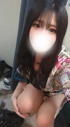 本日出勤しています！！  昨日が初めての出勤で本日は出勤2日