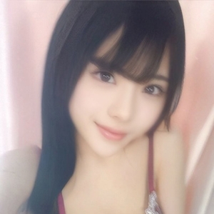 白永　杏奈