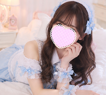 ご主人様〜っ♡  大学では毎日レポートや課題に追われて、気づ