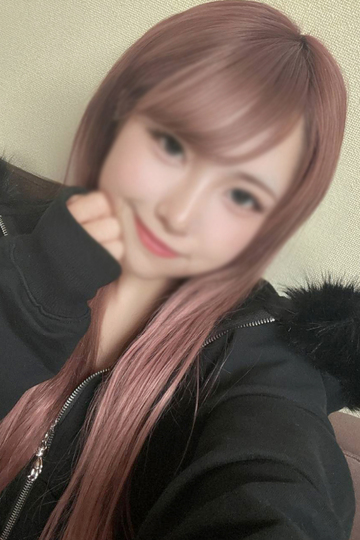 界をアイマスクで完全に奪われ、  イチジク浣腸を入れられてお