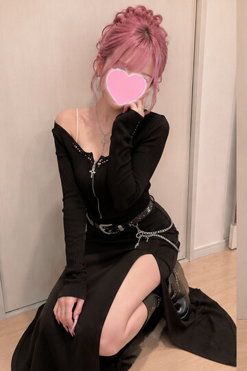 加藤ららです♡  この前「ららって絶対LINEの返信遅そう」