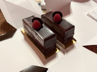 飲み物や食べ物など差し入れありがとうございます(*^^*)食