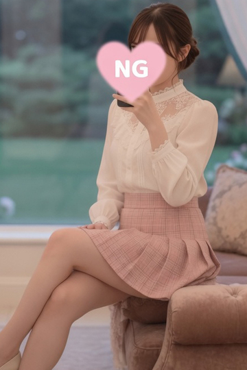 ご主人様、おはようございます♡  今日は曇り空で、 少しだけ