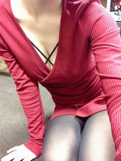 本日入店しました、速水楓花と申します。  好きなプレイは、縛