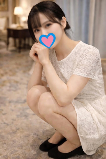 初めまして…♡ 早乙女ゆうです。  今日は体験入店初日…！