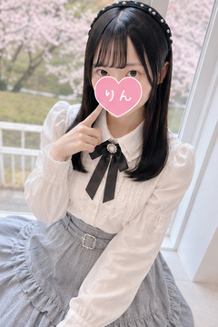 今日はどんなご主人様にお会いできるのでしょうか…。 お店に