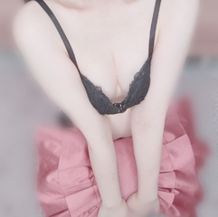 お兄様方こんにちは! 桃瀬あみです♡ 数日前からこ