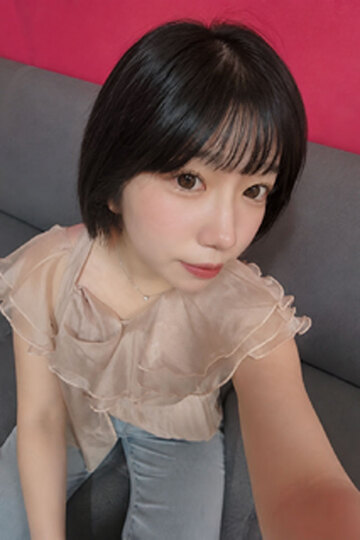 みなさんこんにちは 　かのん　です！ 何回か休んでしまって申