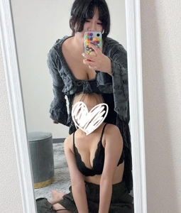 後輩なこに乳乗せ