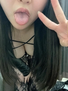 明日12時〜🫶