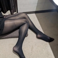 黒ストすき💕