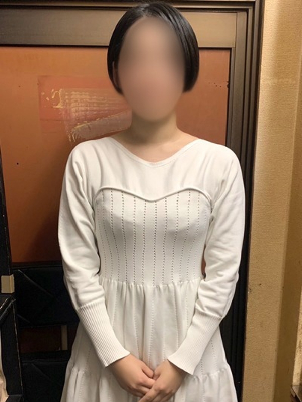 鹿志村　ふみの(24)