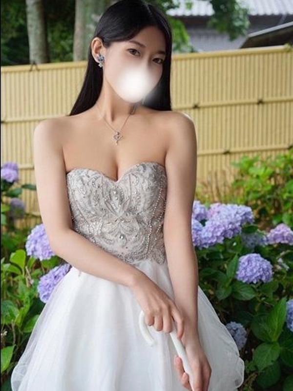 高倉 せりな(23)