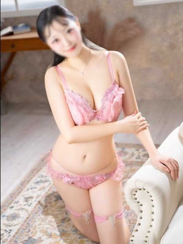 佐久間 りん(22)