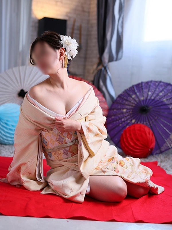 みなみ(32)