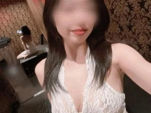 目を凝らすと