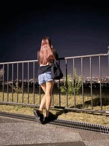逃げても離さないよん