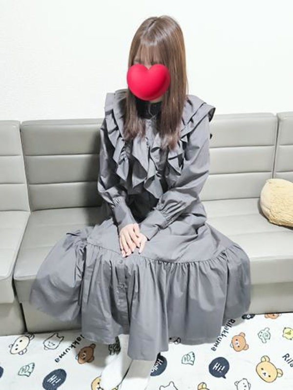なな(23)