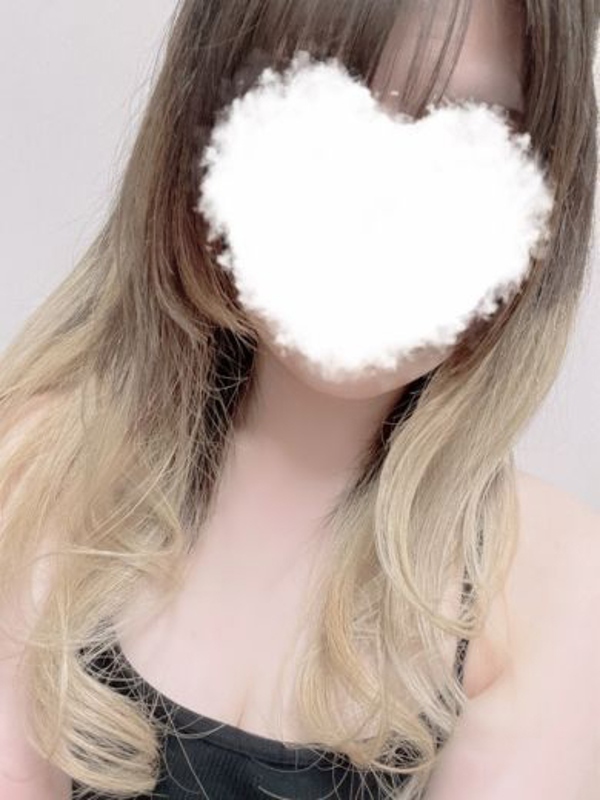 すみれ(23)