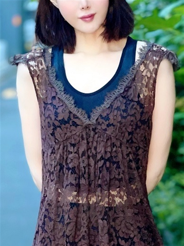 宮内あこ(37)