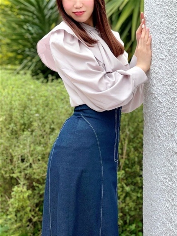 永野せな(27)
