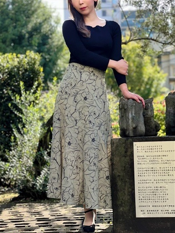 三宅まき(37)