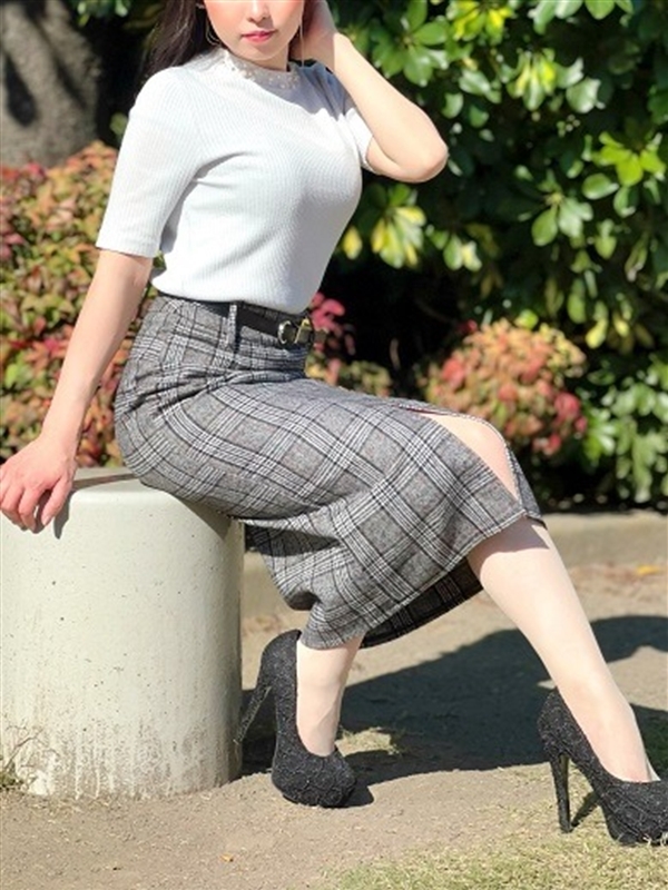 平井あやね(31)