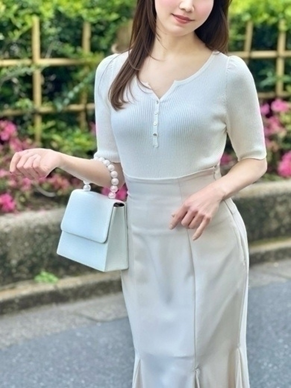 花咲けいこ(42)