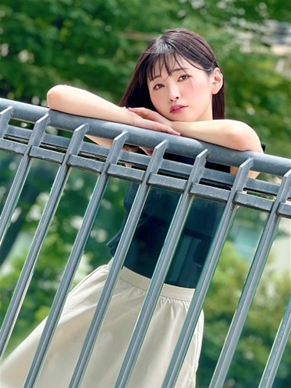 青山みどり(30)