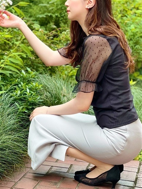 宮田つき(34)