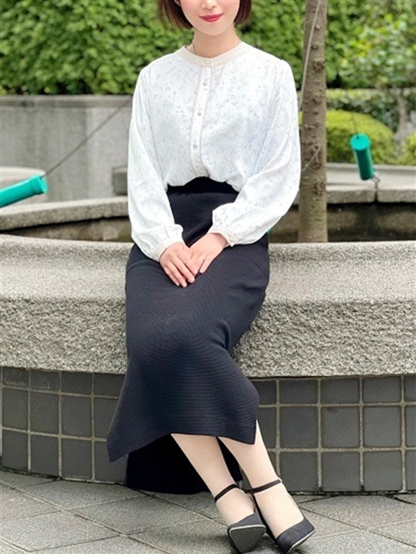 戸井田きみか(27)