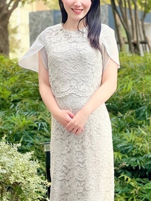倉本さなえ(39)