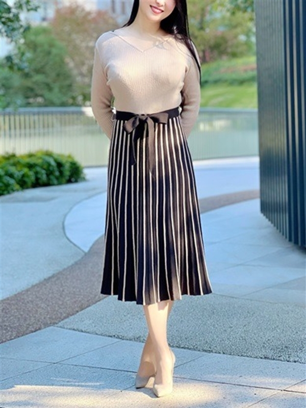 赤川あゆな(35)