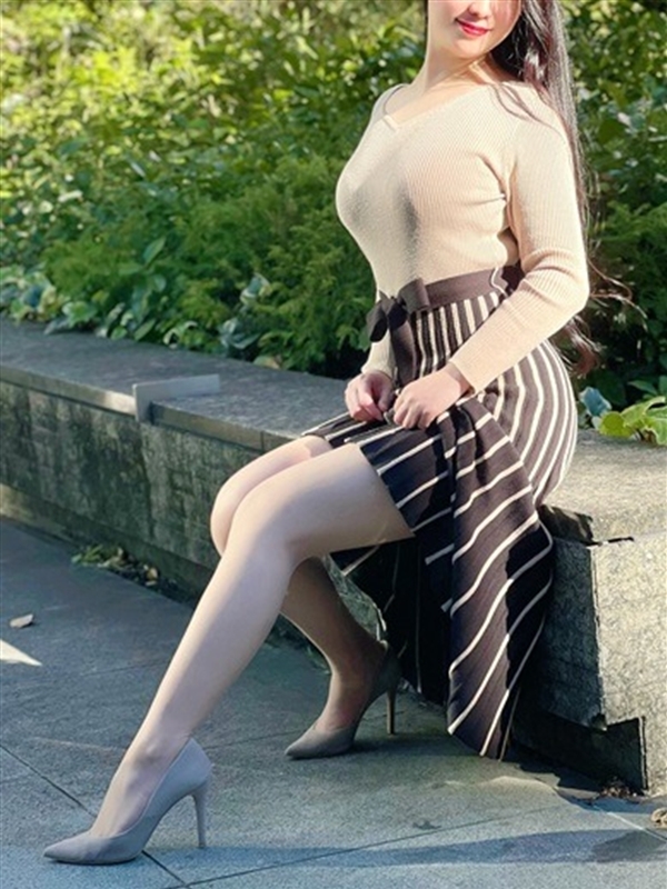 赤川あゆな(35)