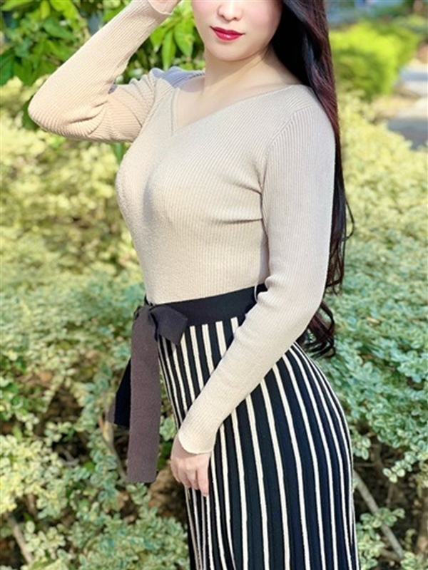 赤川あゆな(35)