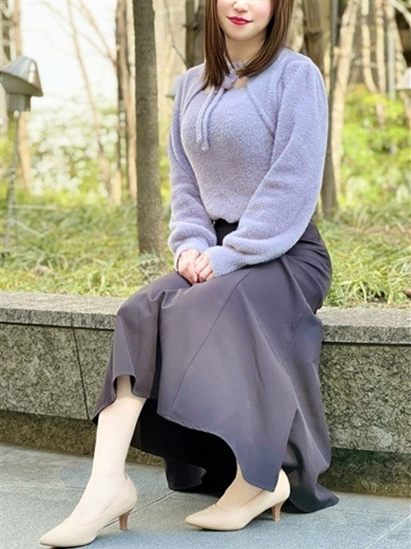 松岡まな(35)