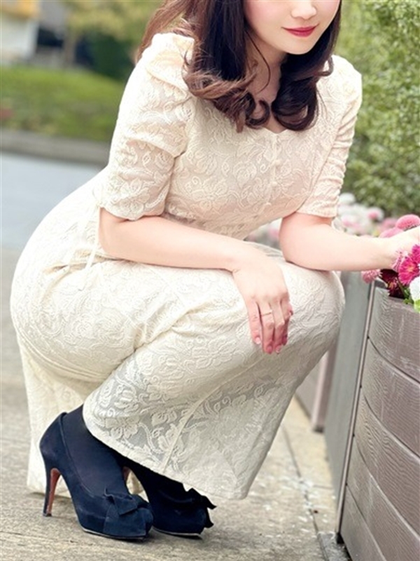 西山しょうこ(33)